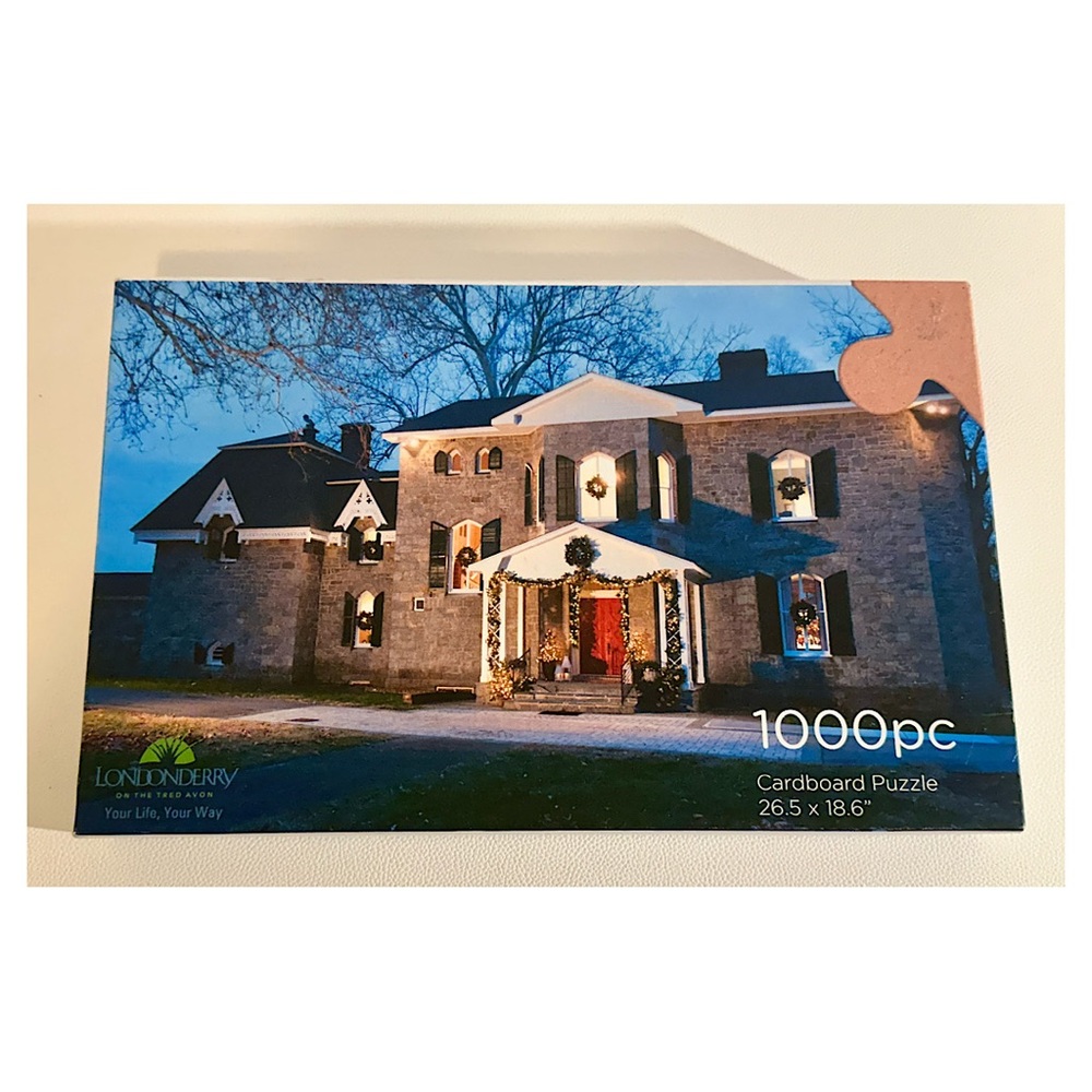 Londonderry on the Tred Avon 1000 Piece Jigsaw Puzzle Estate House Scene